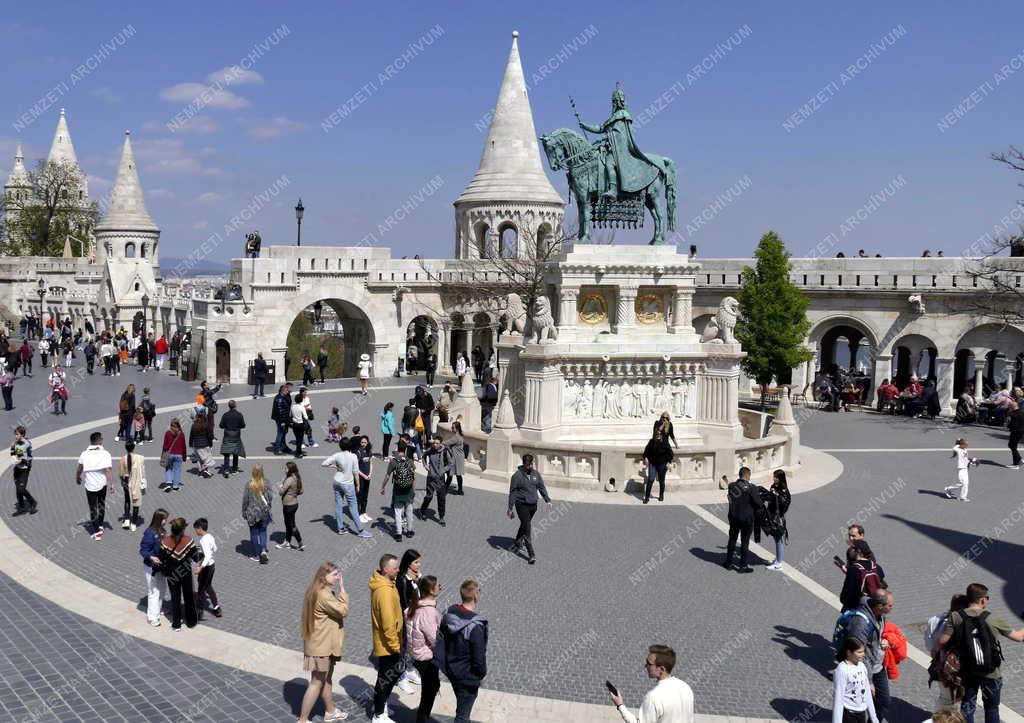 Turisták a Budai Várban