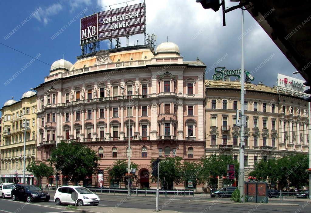 Városkép - Budapest - A Nyugati tér részlete