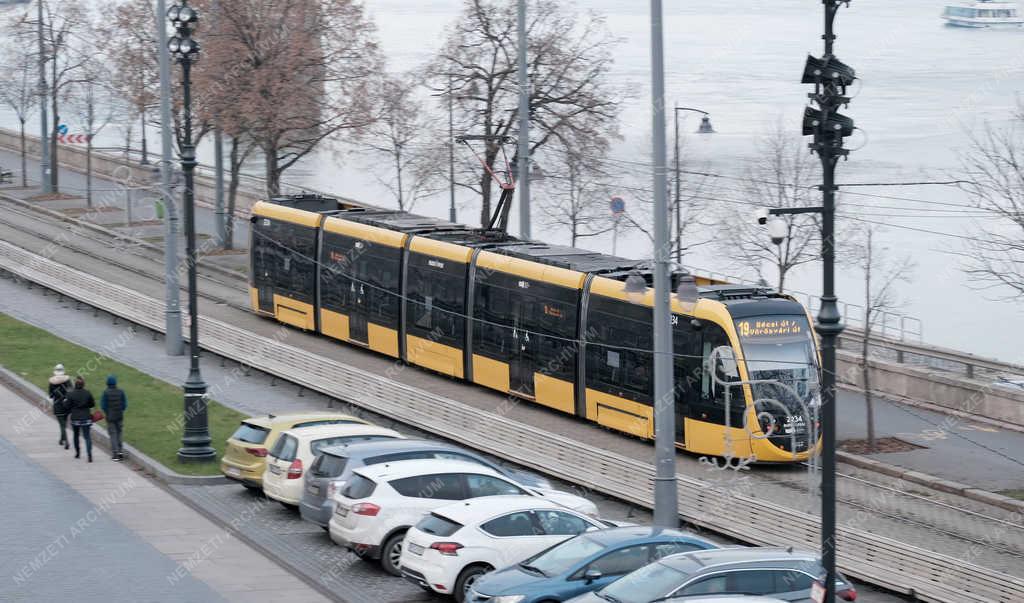 Közlekedés - Budapest - 19-es villamos 