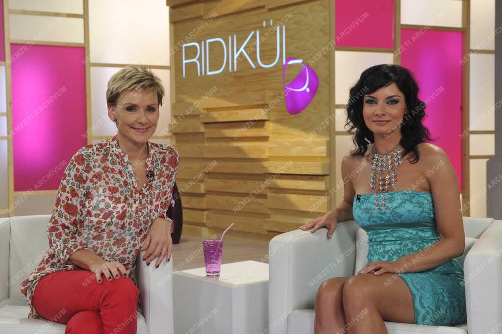 Televízió - Ridikül című női beszélgetős műsor