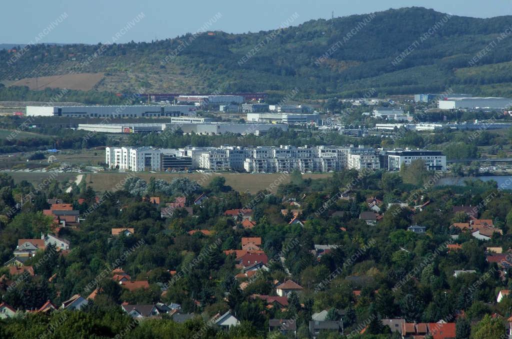 Városkép - Biatorbágy - A Tópark Ingatlankomplexum