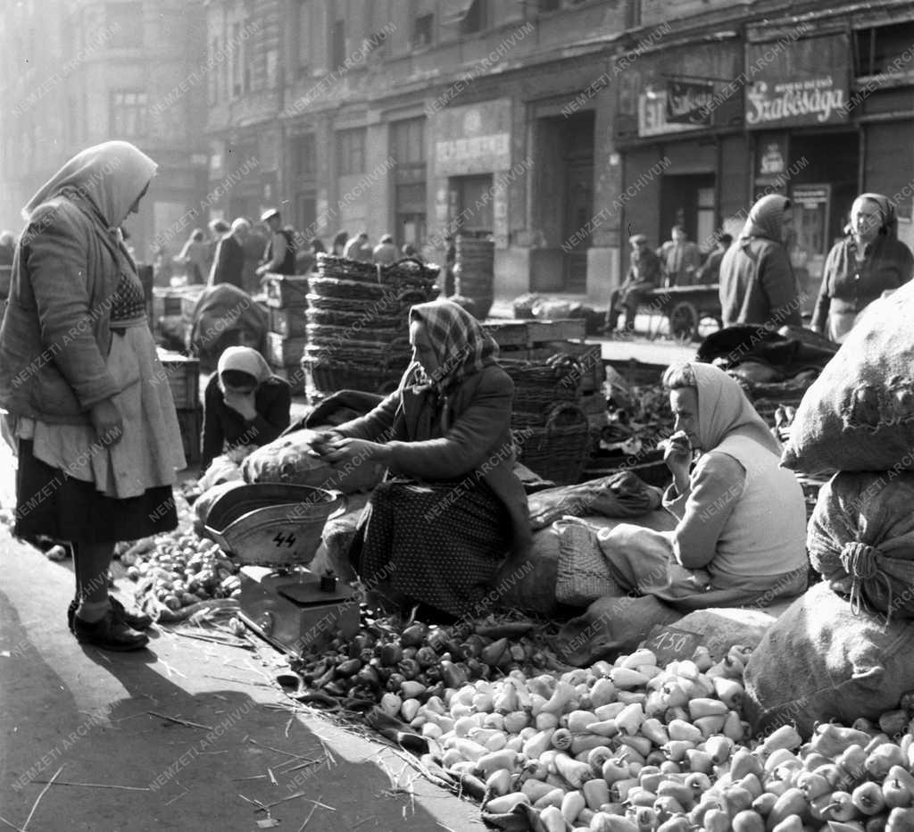 Városok - Budapest - Piacok