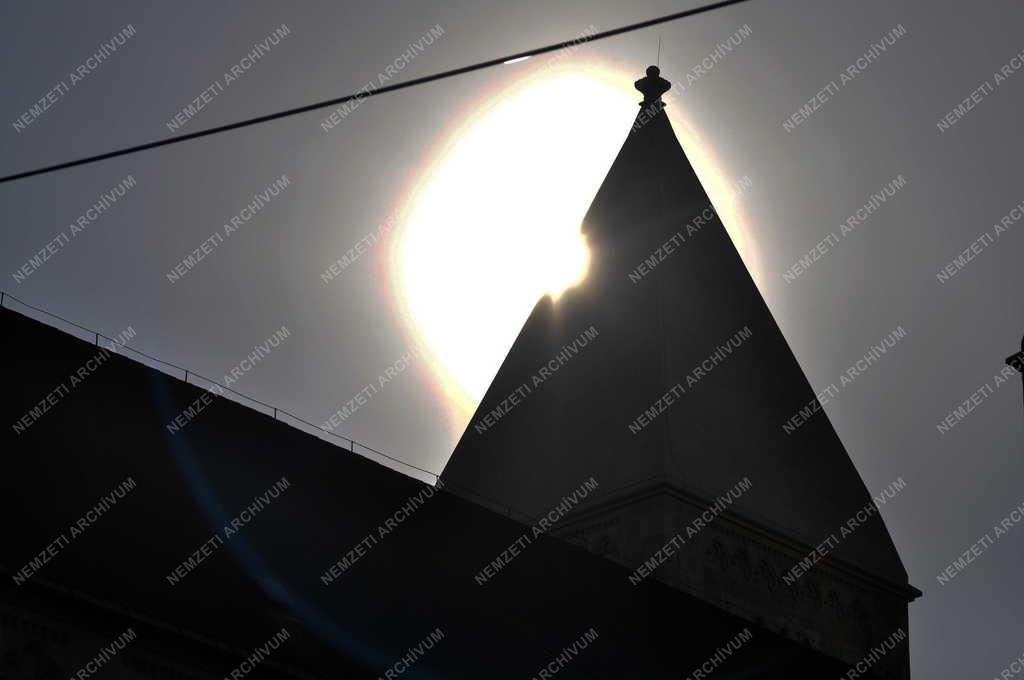 Egyház - 90 éves az Újlipótvárosi Árpád-házi Szent Margit templom