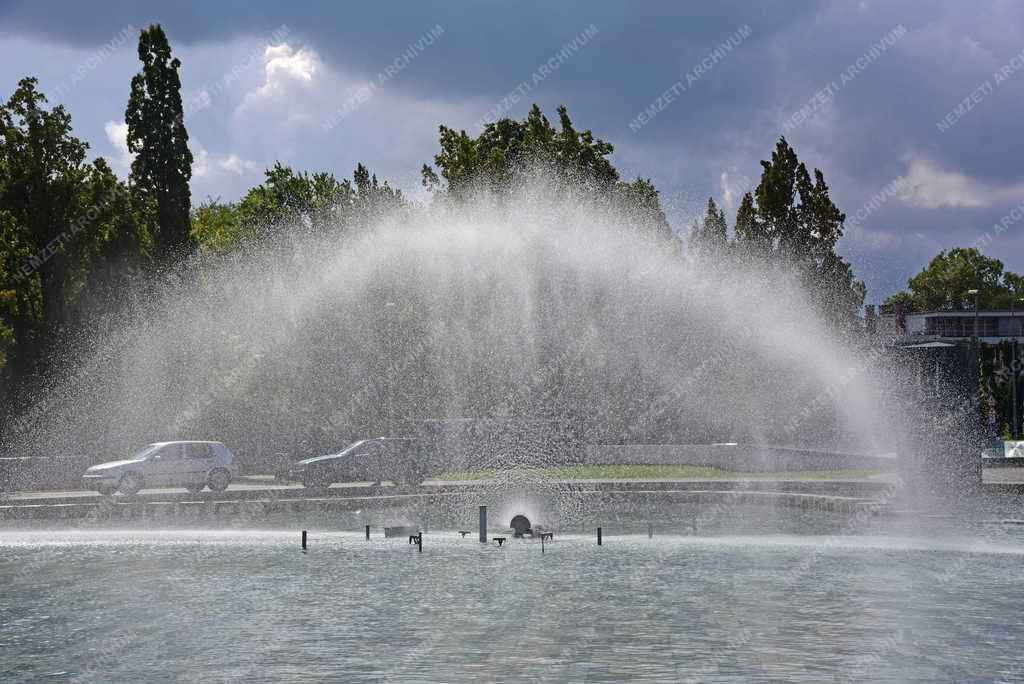 Városkép - Debrecen - Ködszínház