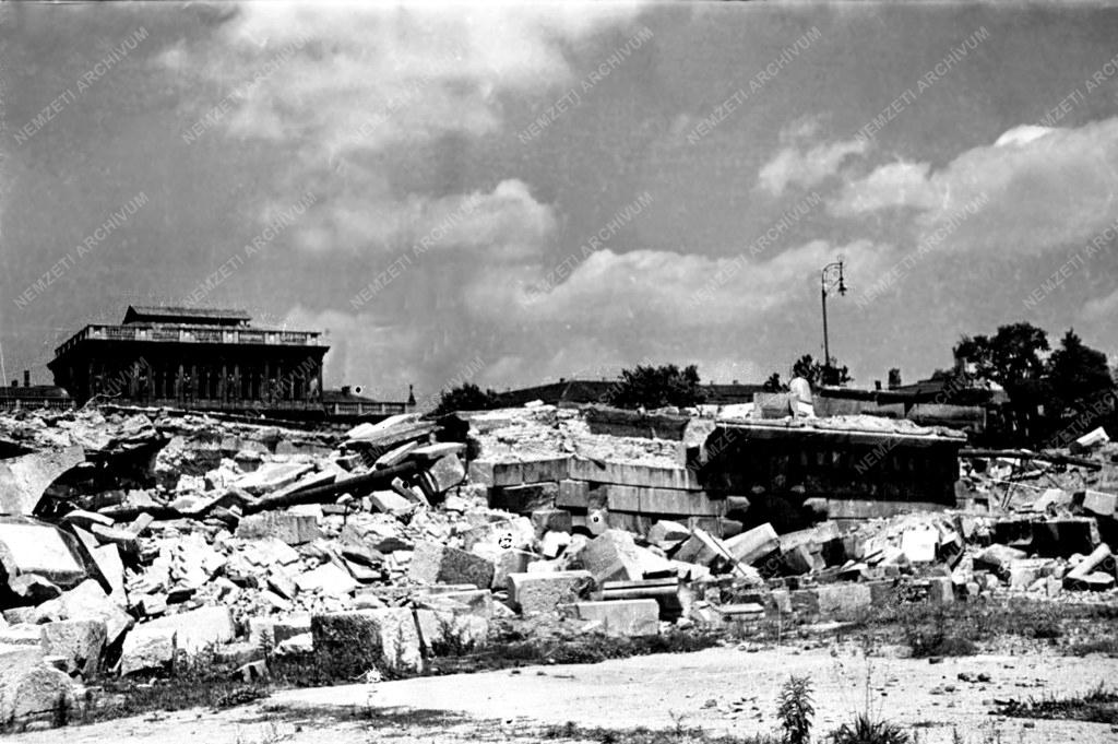 Háború - Romos Budapest