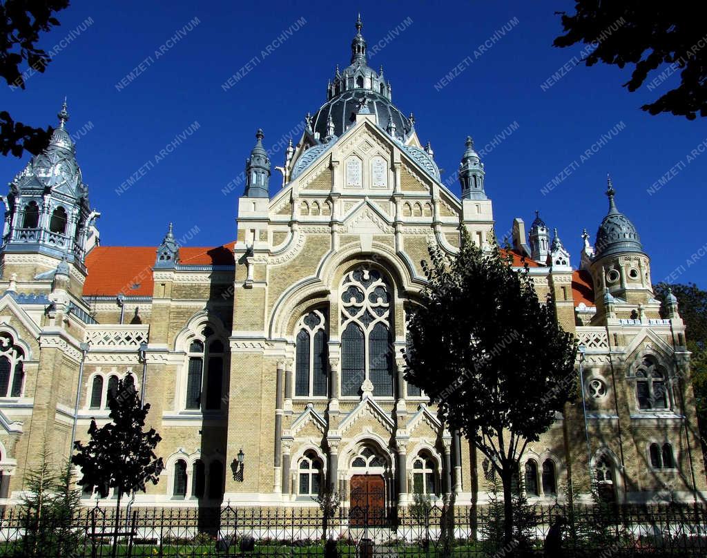 Egyházi épület - Szeged - Az Új zsinagóga
