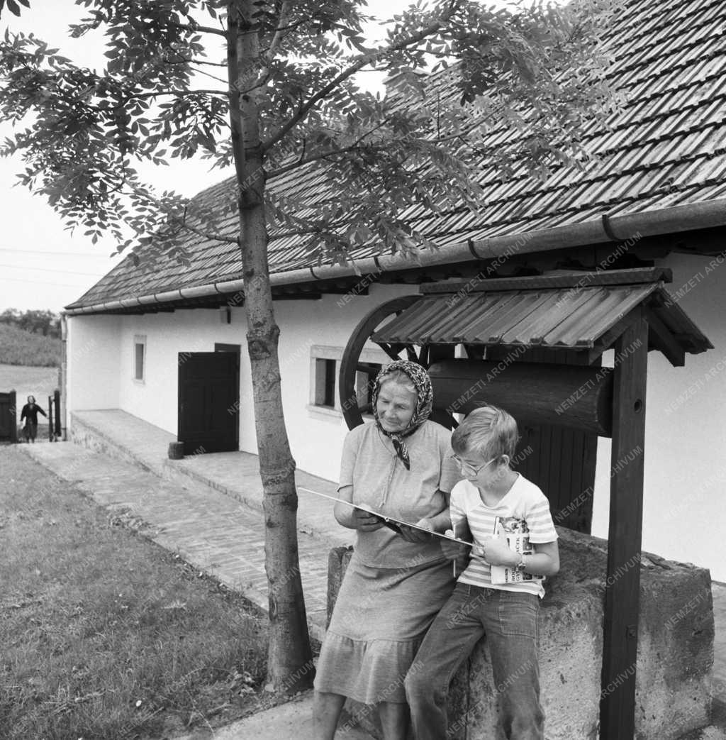 Kultúra - Tájház és könyvtár Kisnánán