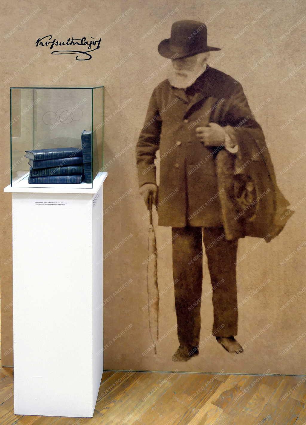 Kultúra - Cegléd - Kossuth Múzeum kiállítása