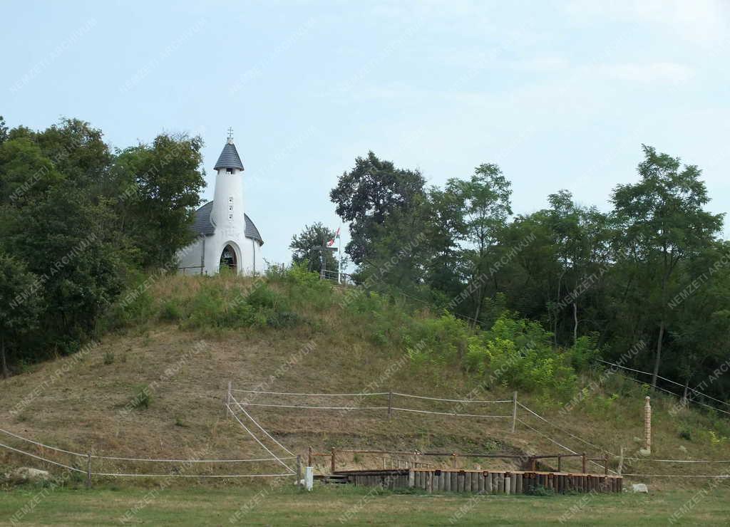 Egyházi épület - Verőce - A Kárpát-Haza Templom épülete