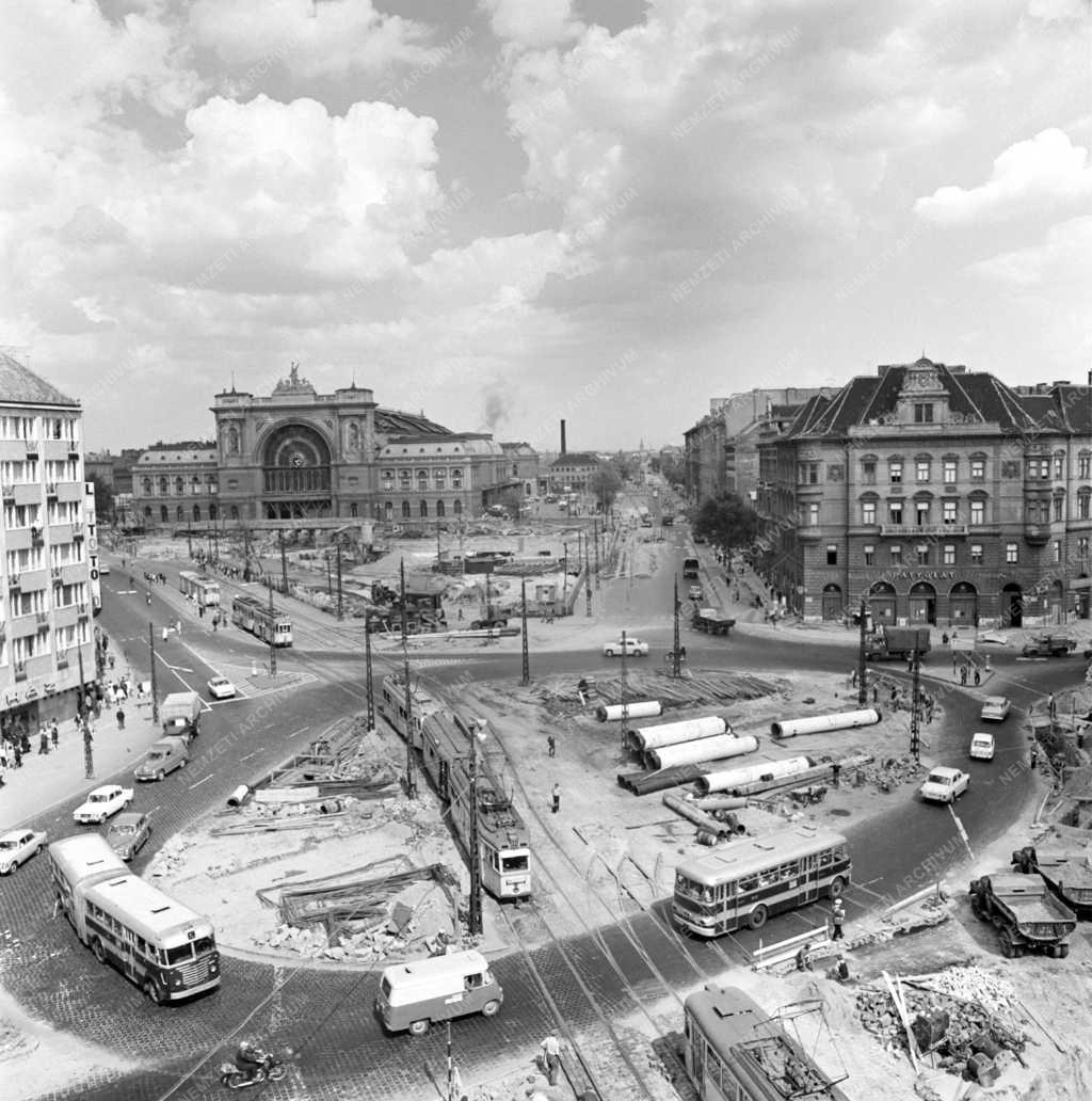 Közlekedés - A Baross tér átépítése