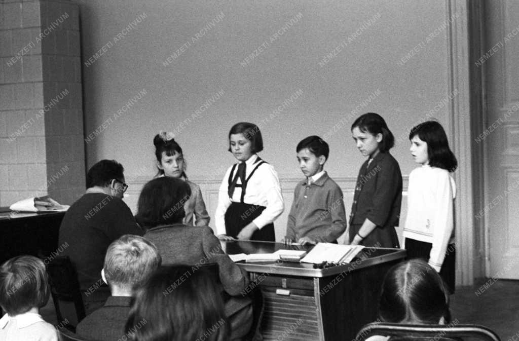 Művészet - Felvétel a Magyar Rádió és Televízió gyermekkórusába