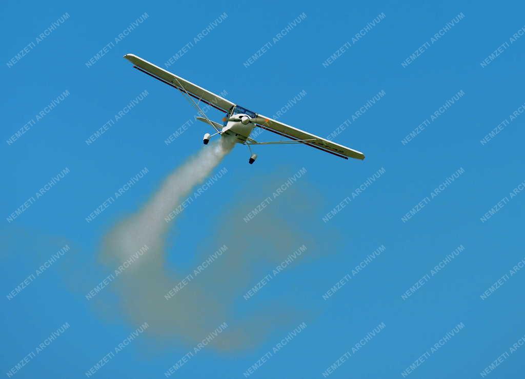 Repülősport - Hajdúszoboszló - Bemutató repülés