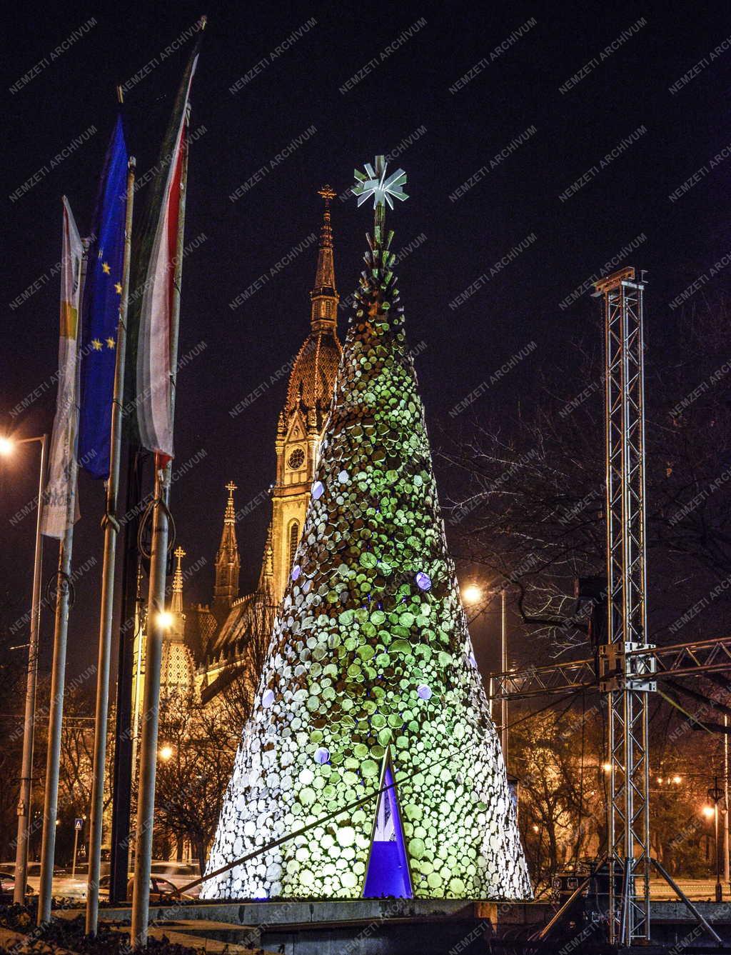 Városkép - Budapest - Kőbánya karácsonyfája
