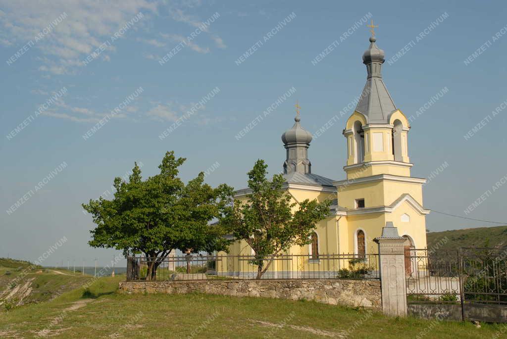 Moldávia - Butuceni - Templom