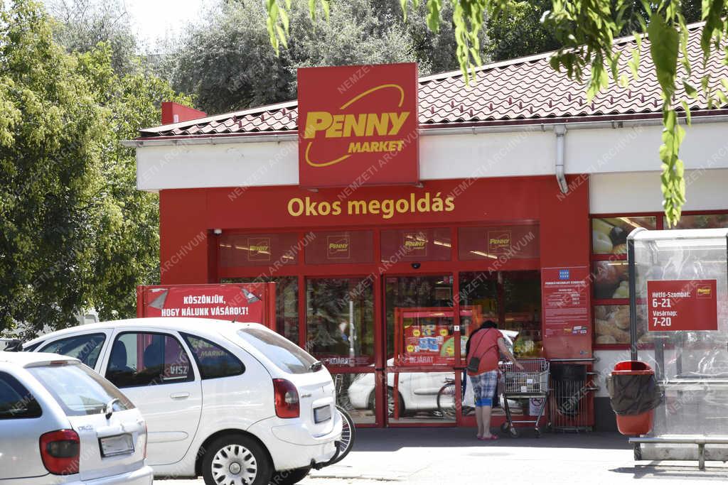 Városkép - Budapest - Penny Market a Füredi úti lakótelepen