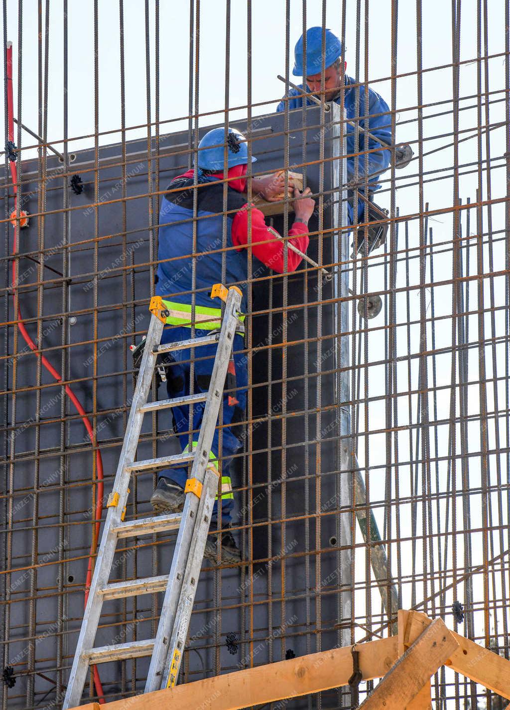 Építőipar - Debrecen - Nagyerdei Strand 