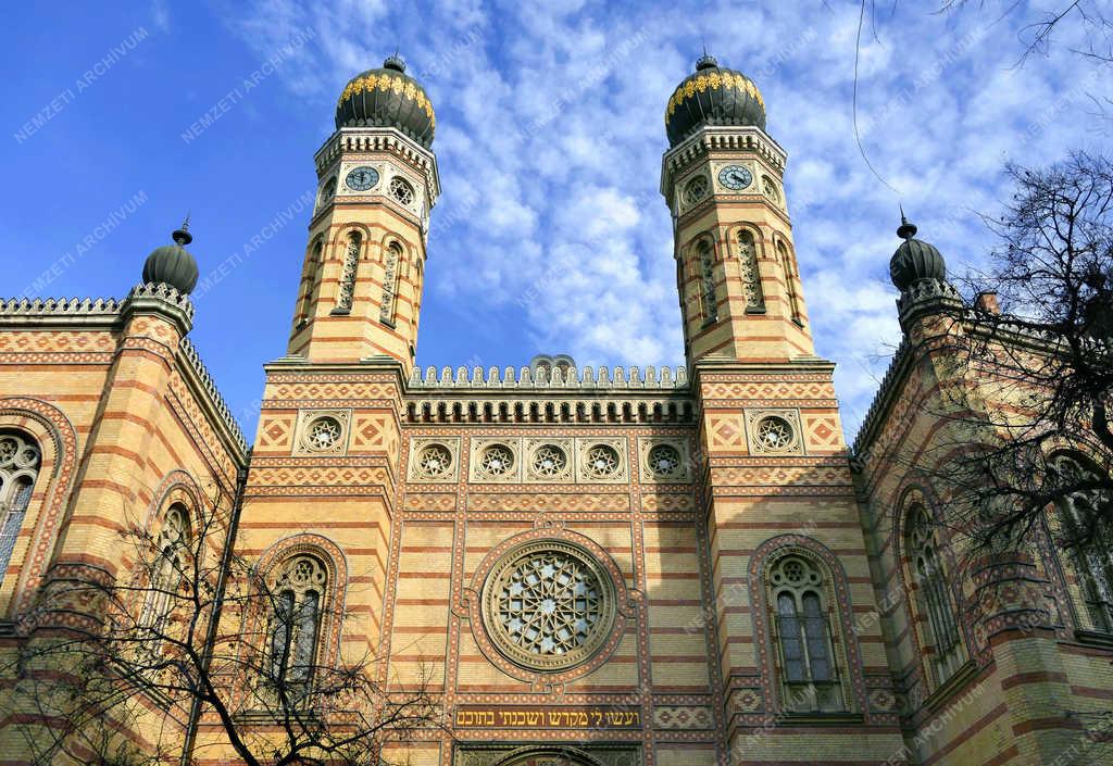 Egyházi épület - Budapest - A Nagy zsinagóga 
