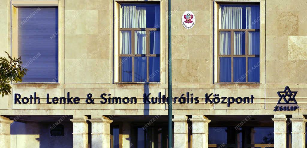 Hagyományápolás - Budapest - A ZSILIP épülete