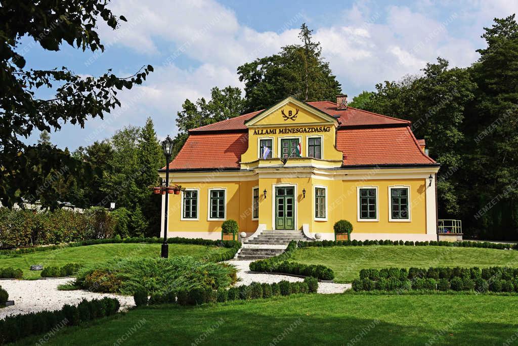 Épületfotó - Szilvásvárad - Állami Ménesgazdaság
