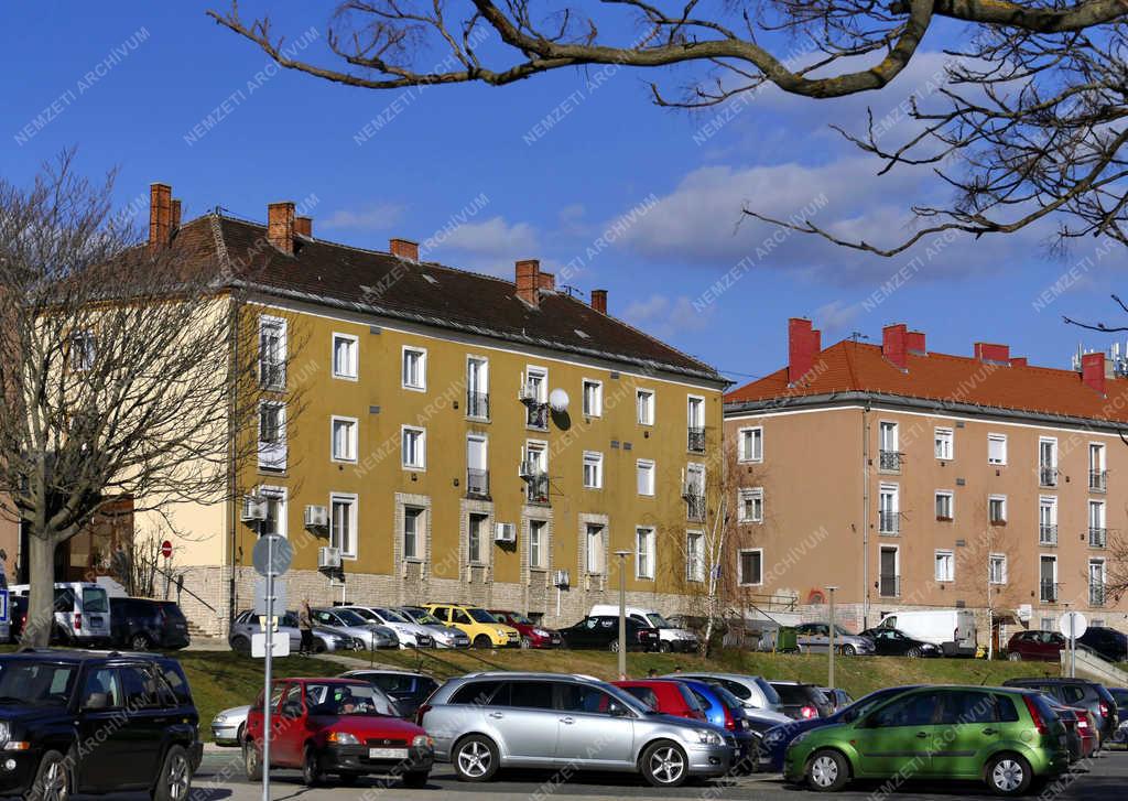  Városkép - Várpalota - Szent István út 