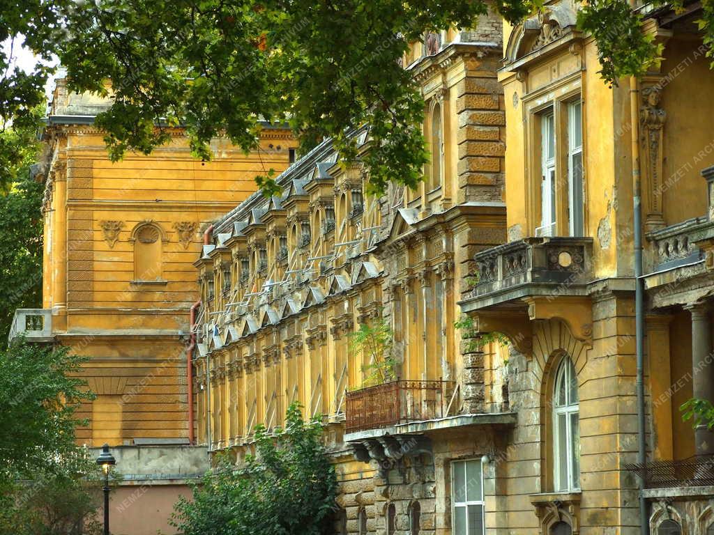 Táj, város - Budapest - Kórház