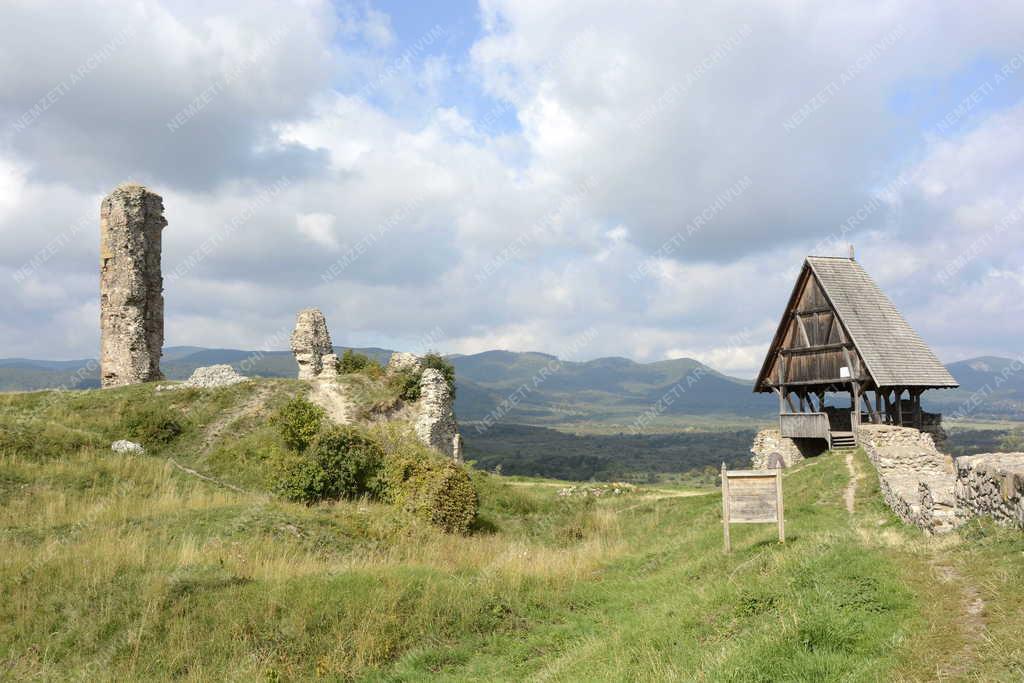Műemlék - Nógrád - A nógrádi vár 