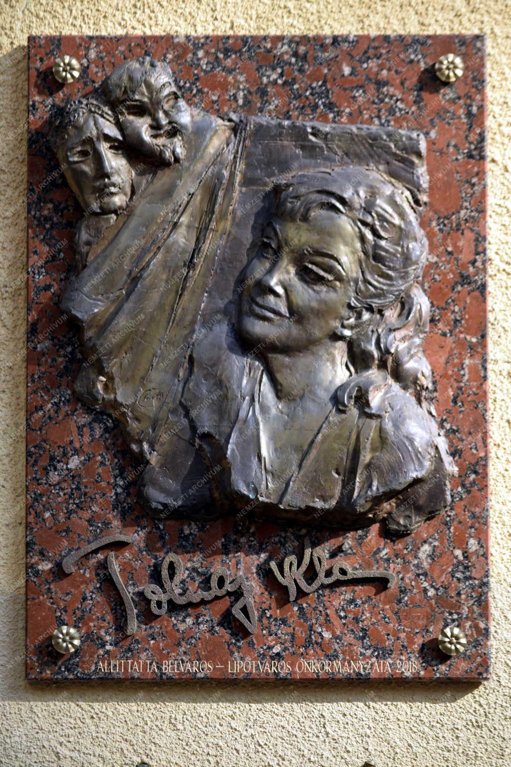Kultúra - Budapest -  Tolnay Klári színésznő emléktáblája