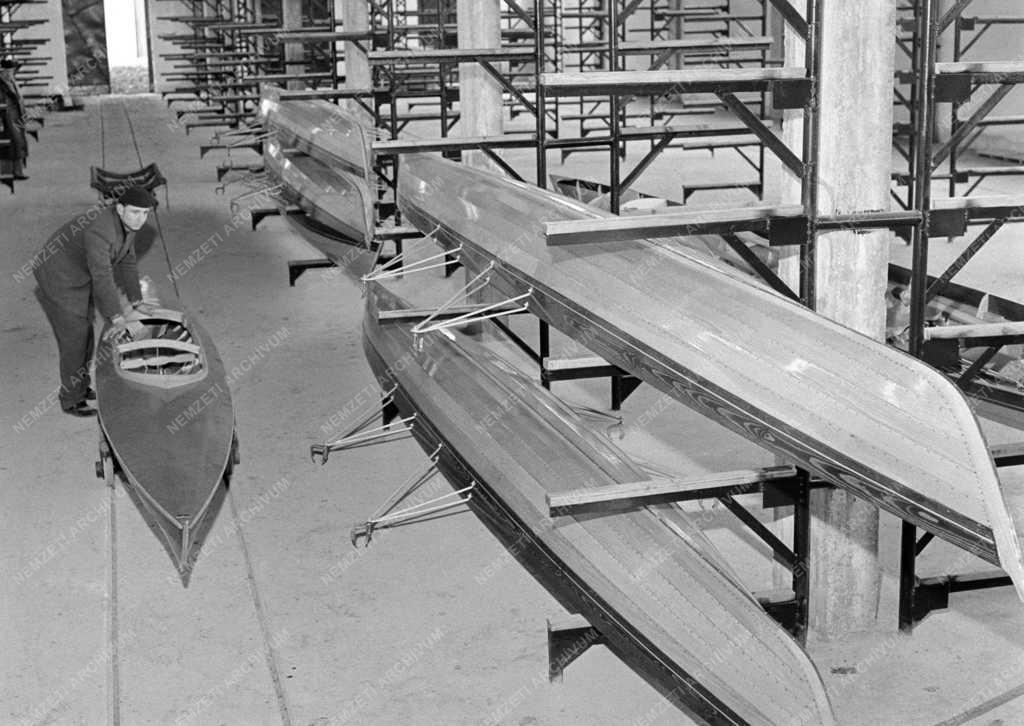 Szabadidő - Lido üdülő