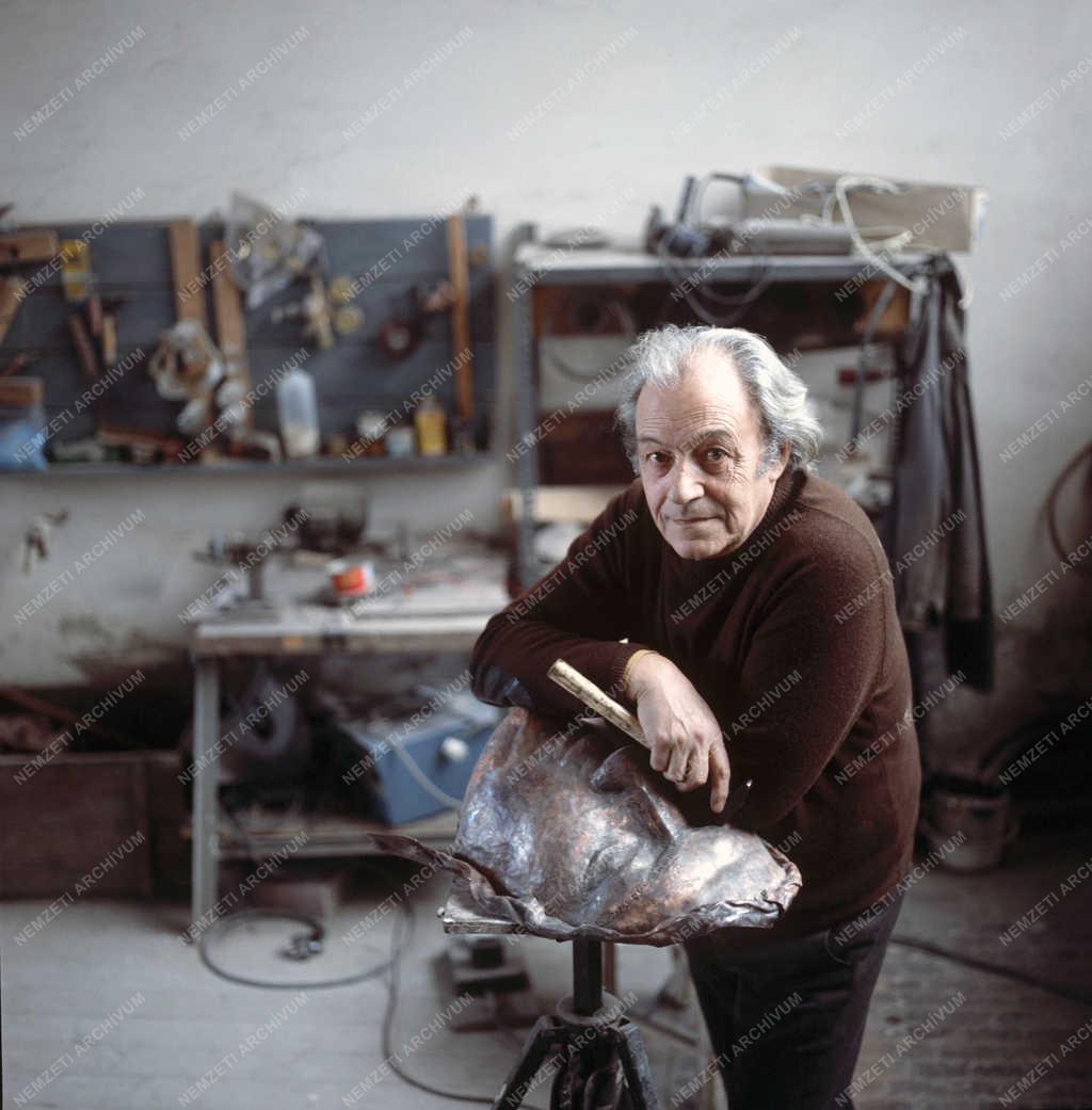 Képzőművészet - Makrisz Agamemnon