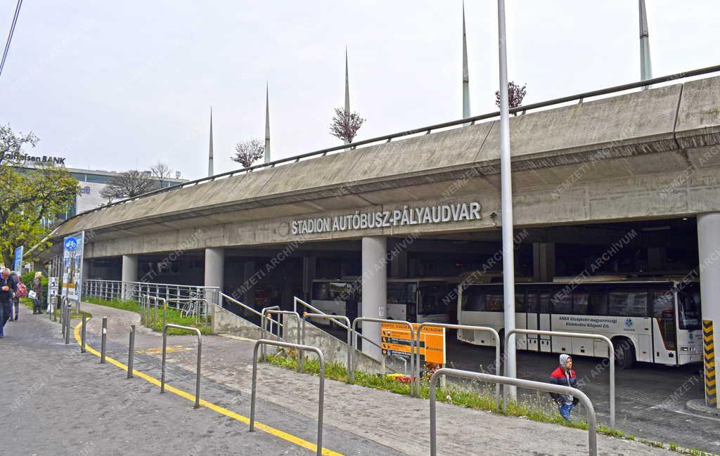 Városkép - Budapest - Stadion autóbusz-pályaudvar