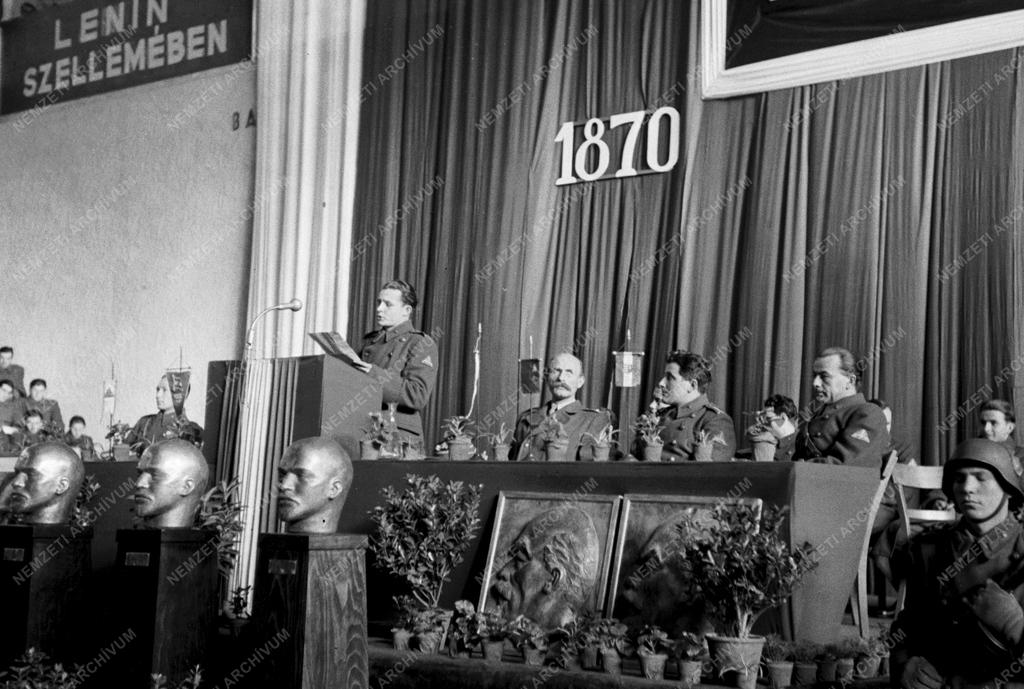Emlékünnep – Lenin halálának évfordulója