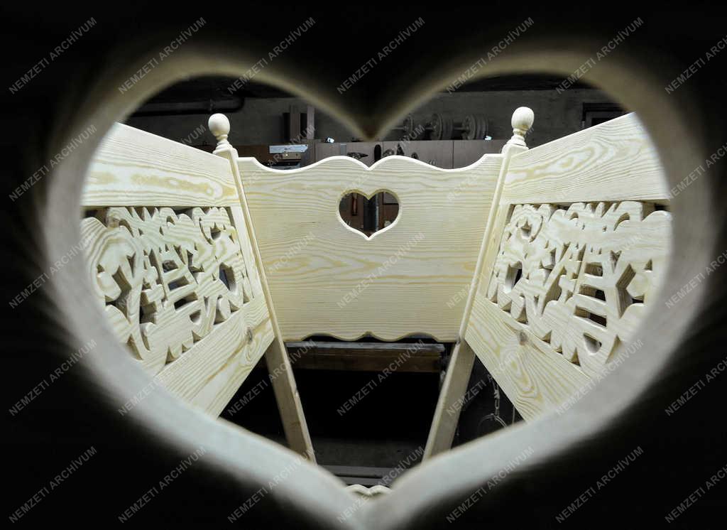 Jótékonyság - Debrecen - Vándorbölcső program