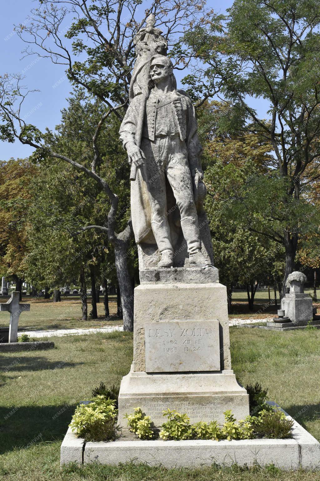 Temető - Budapest - Fiumei úti sírkert