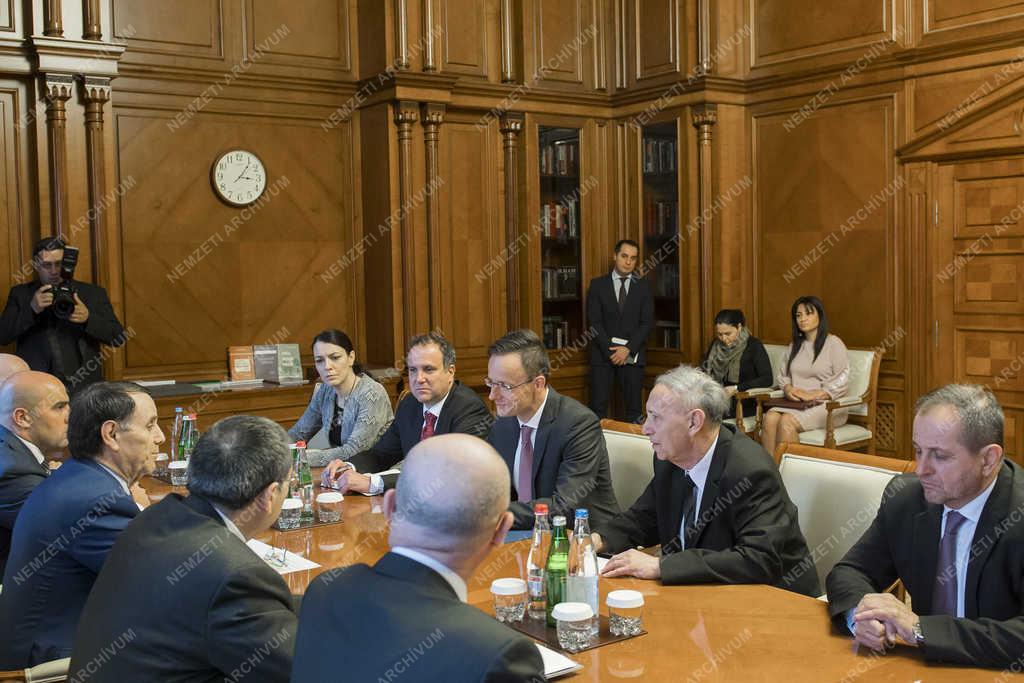 Szijjártó Péter Azerbajdzsánban 