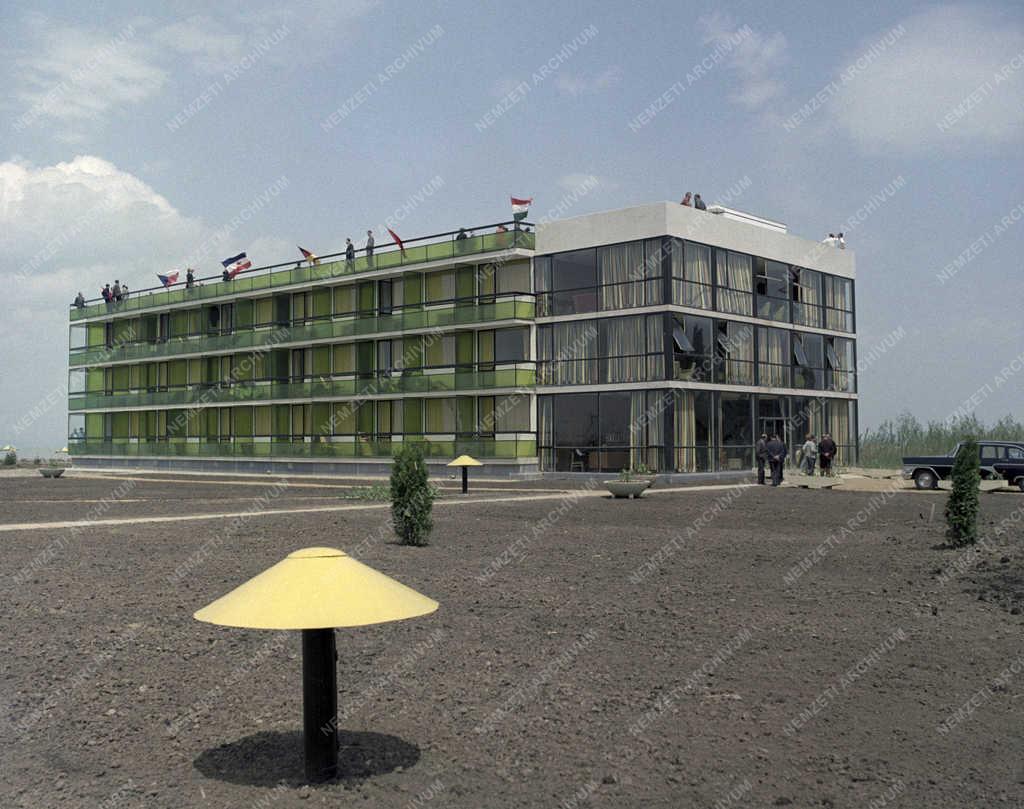 Szabadidő - Hotel Interpress Nemzetközi Újságíró Üdülő