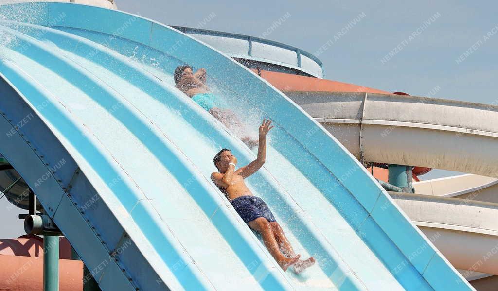 Turizmus - Hajdúszoboszló - Strandszezon 