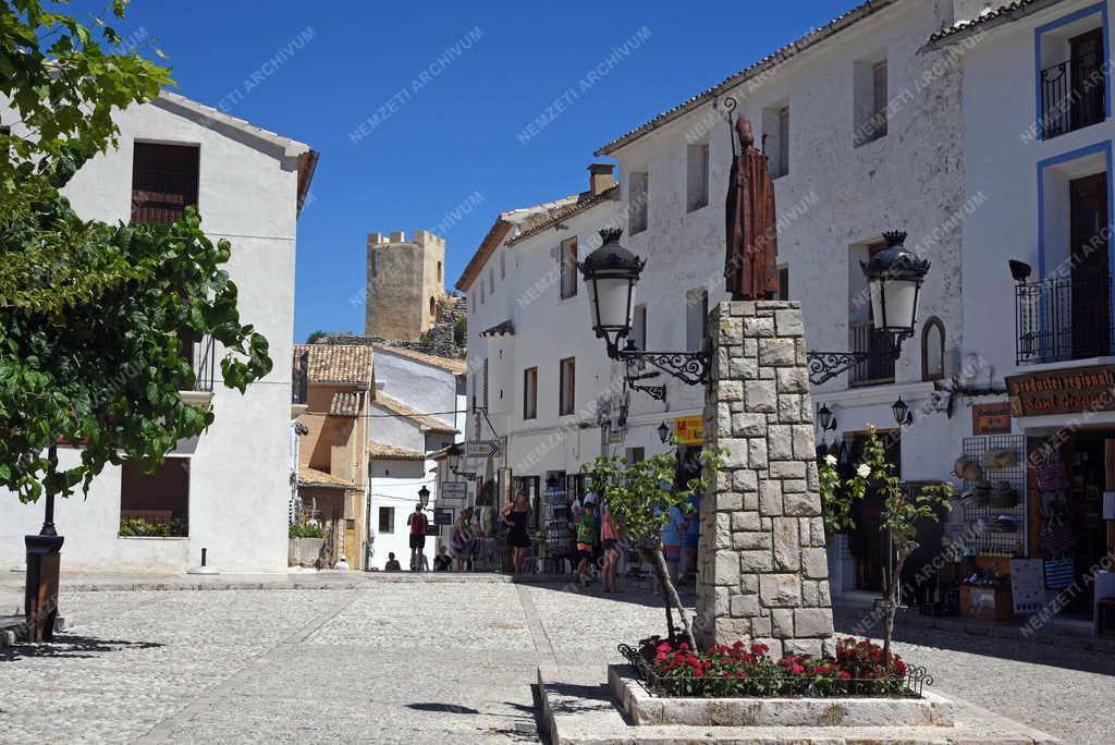 Turizmus - Guadalest - Óváros