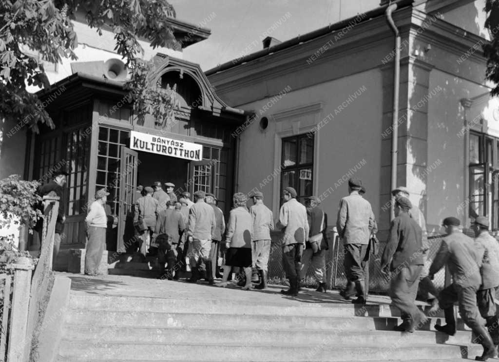 Ünnep - A nógrádi bányászkodás 100. évfordulója   