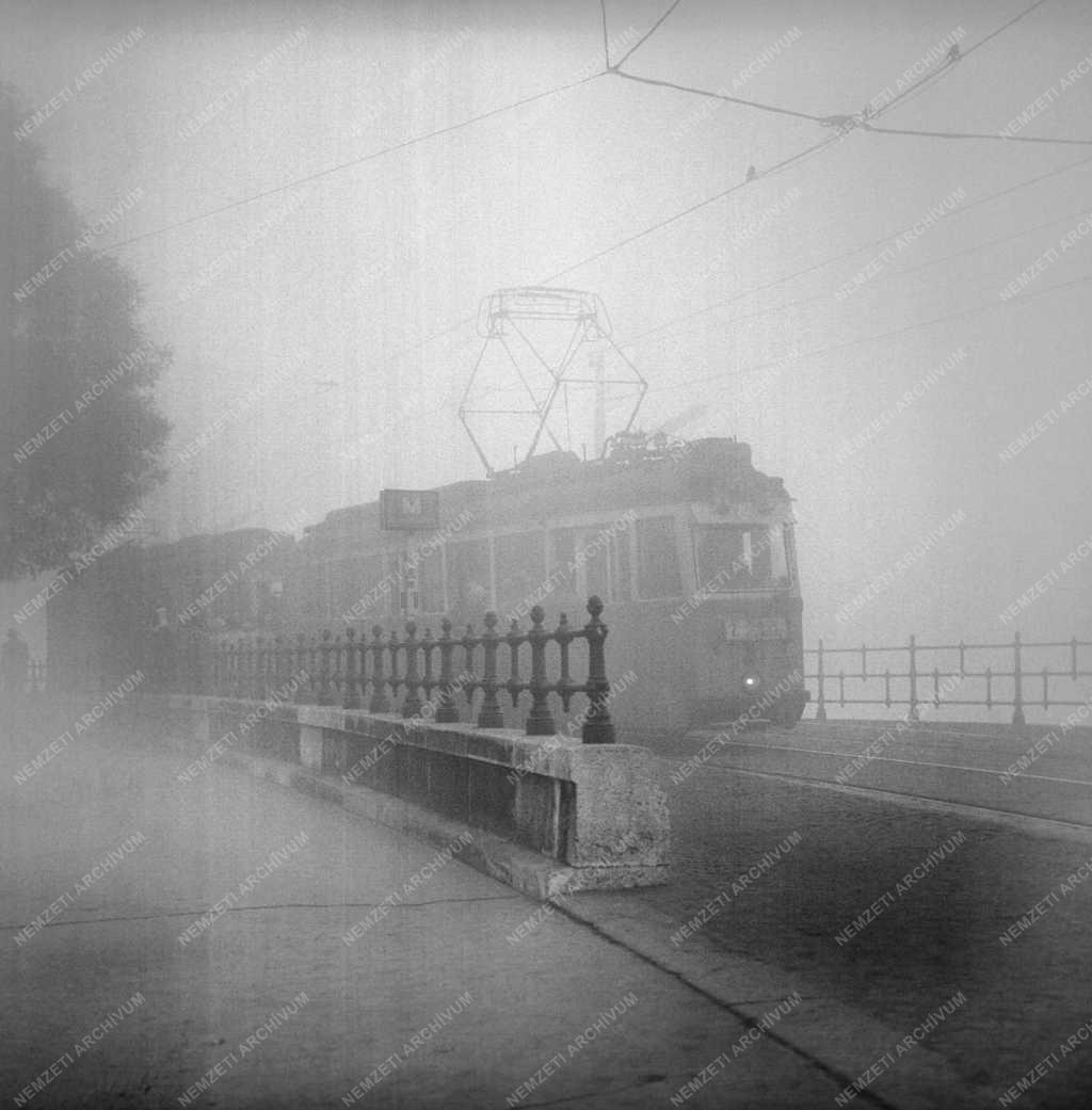 Időjárás - Köd a fővárosban