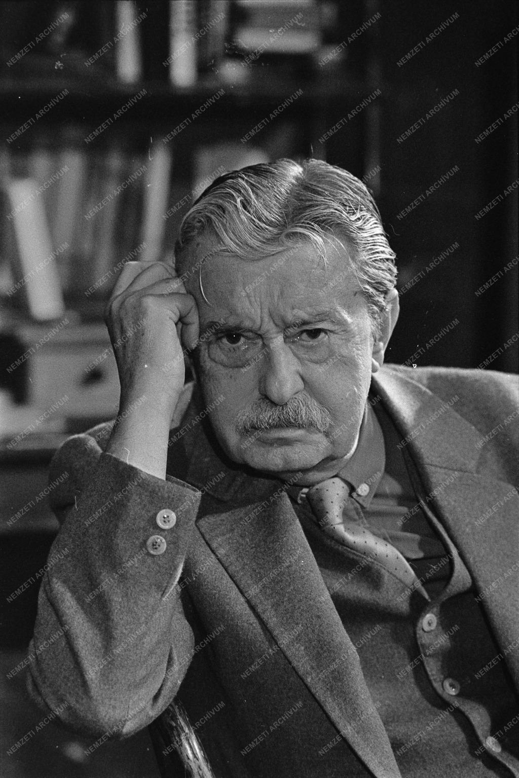 Kultúra - Mensáros László színművész