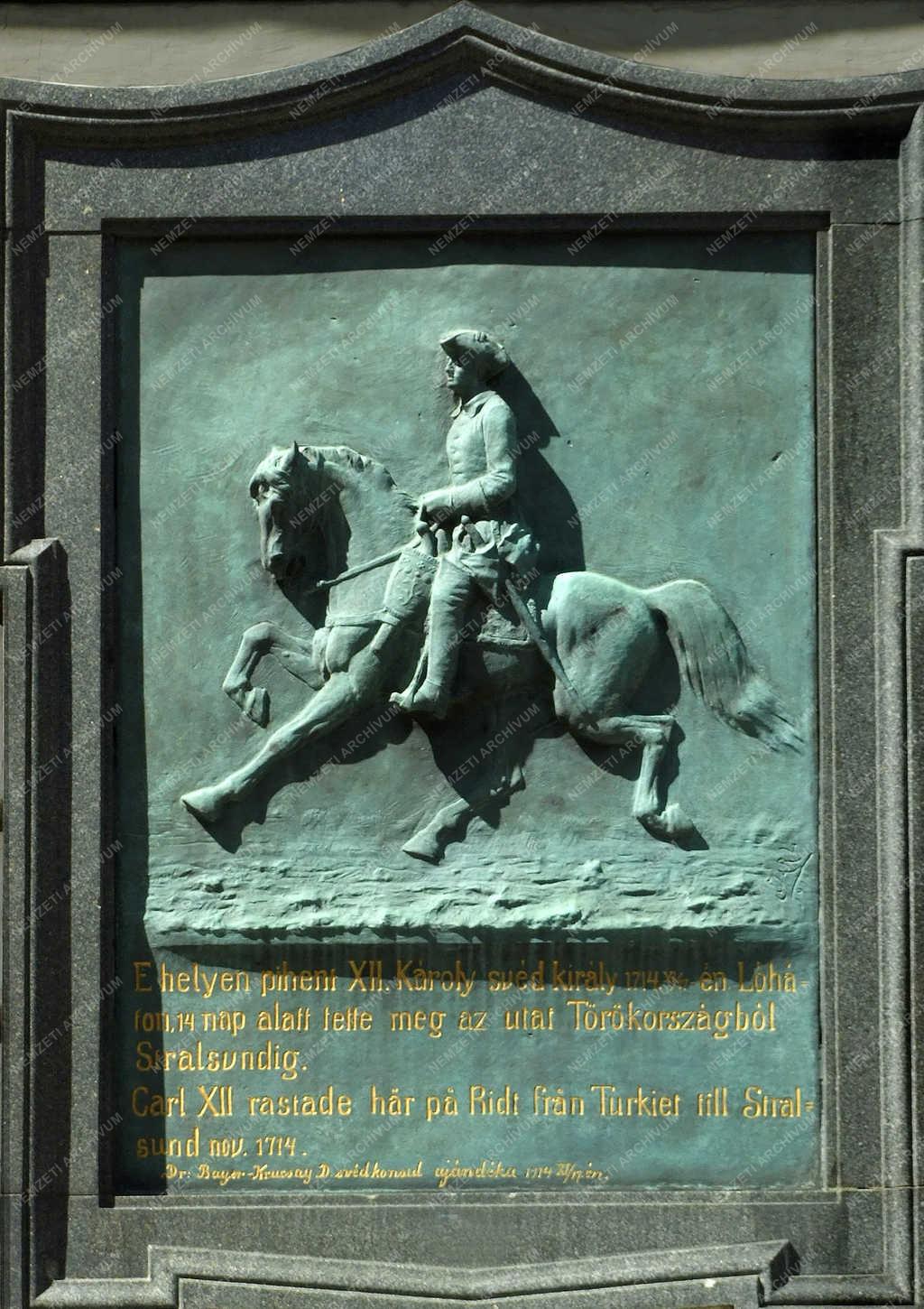 Emlékhely - Budapest - Emléktábla a svéd királynak a Váci utcában