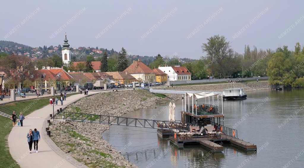 Városkép - Szentendre - Dunakorzó