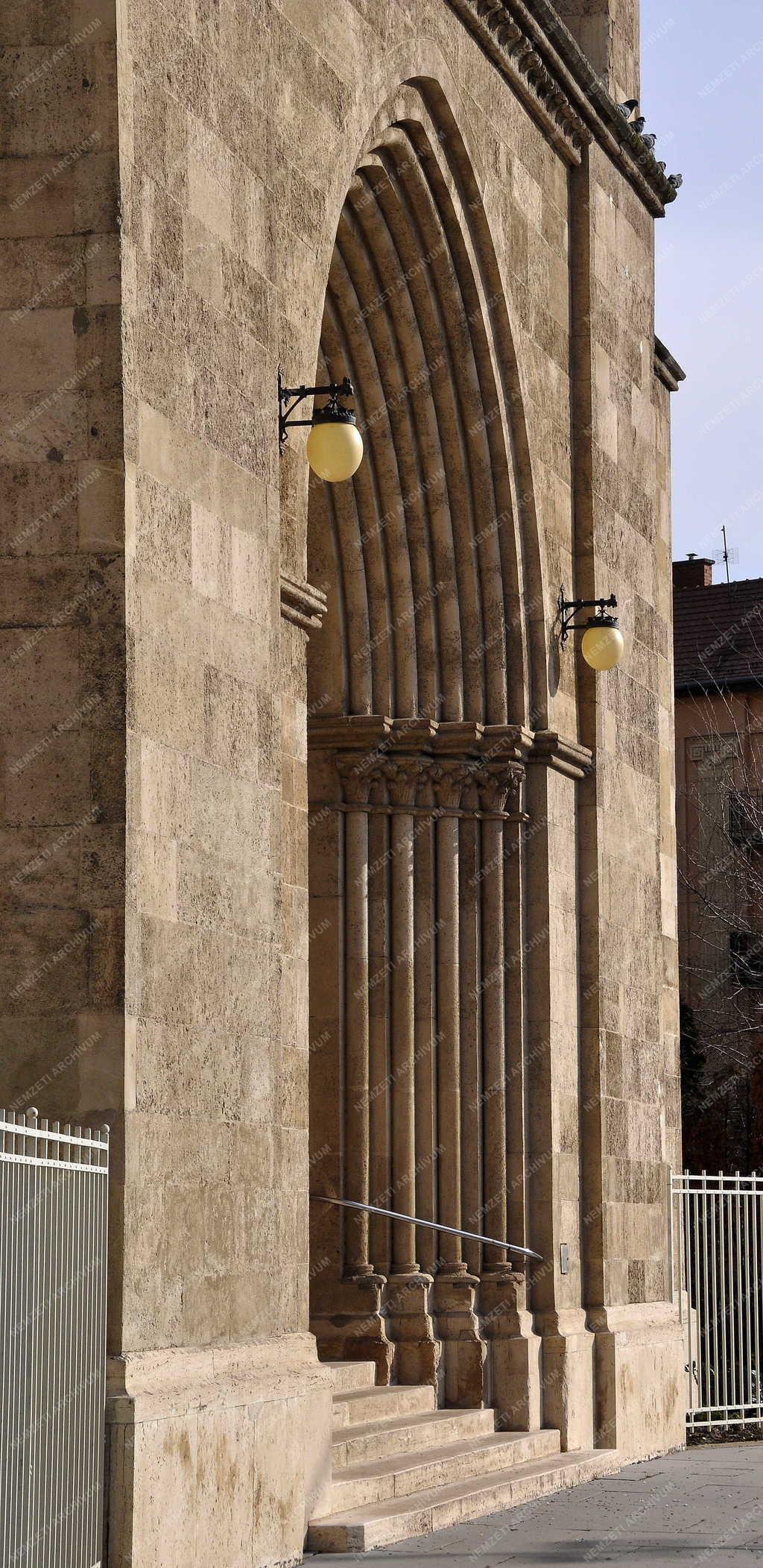 Egyház - 90 éves az Újlipótvárosi Árpád-házi Szent Margit templom