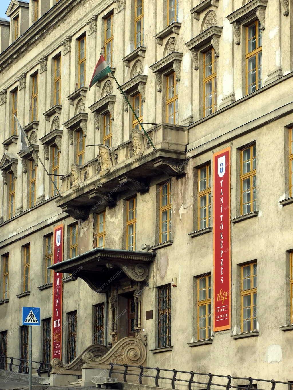 Városkép - Esztergom - Vitéz János Tanárképző