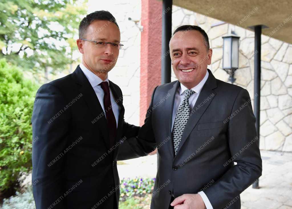 Szijjártó Péter Belgrádban