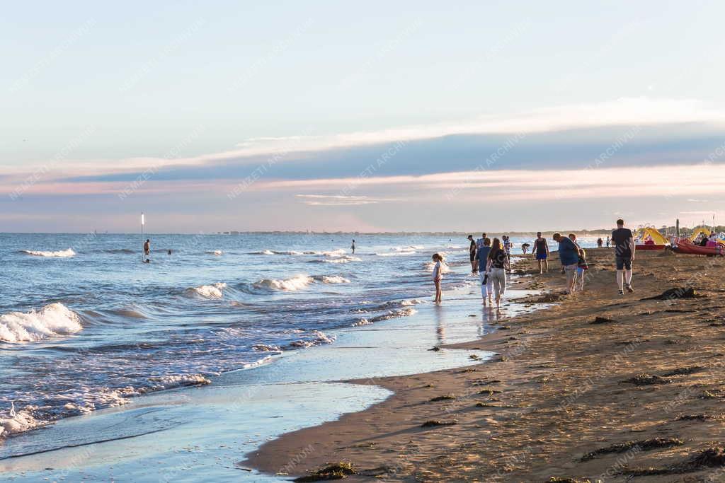 Turizmus - Bibione - Adriai tengerpart