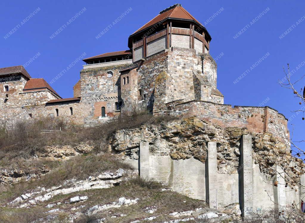 Városkép - Esztergom - Királyi vár 