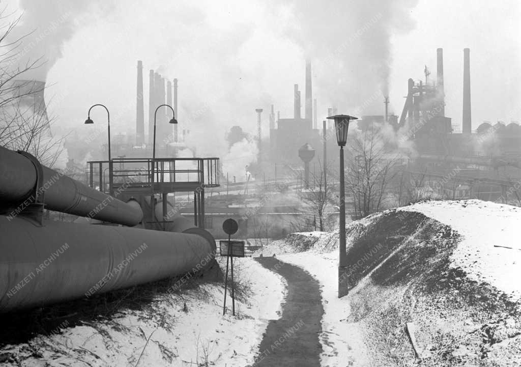 Ipar - Kohászat - Ózdi Kohászati Üzemek