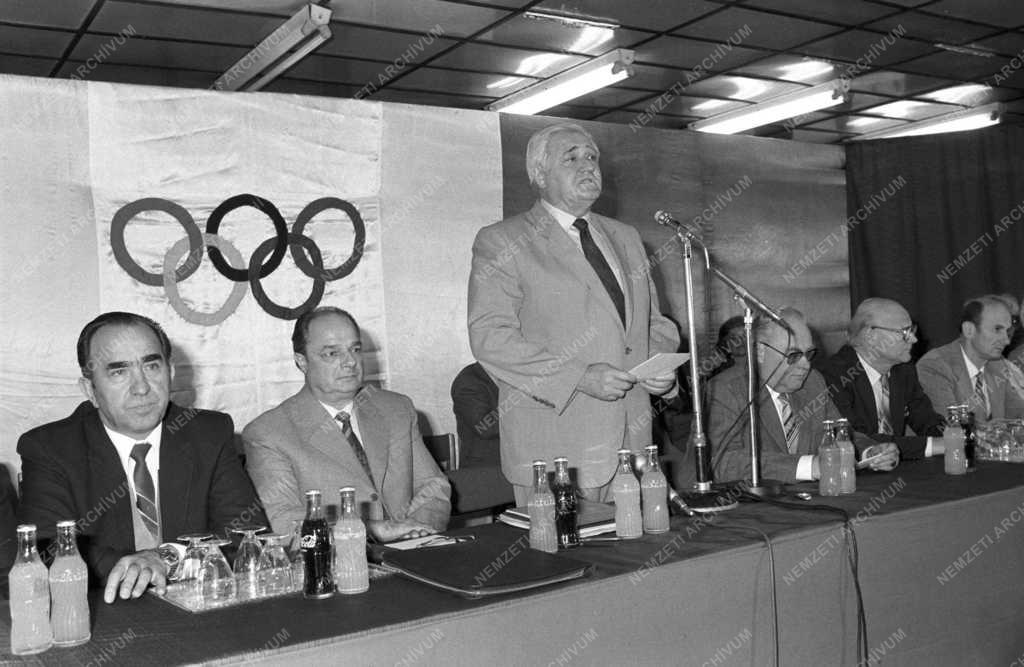 Sport - MOB állásfoglalás a Los Angelesi olimpiáról