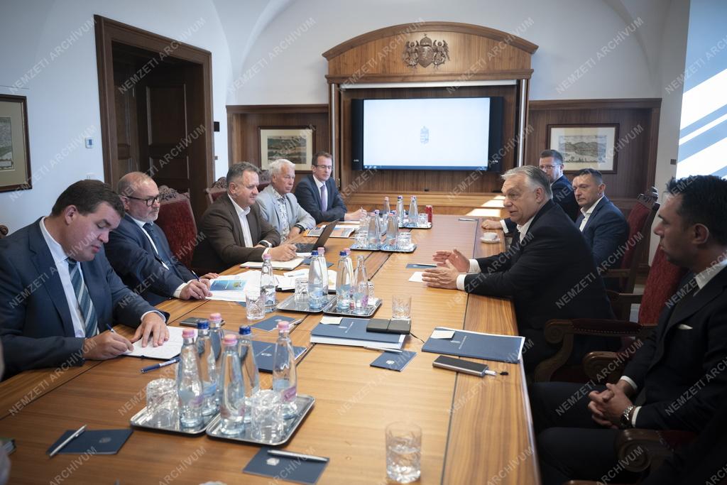 Az Aszályvédelmi Operatív Törzs ülése